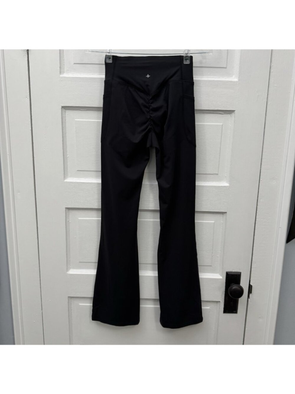 NWT Halara UltraSculpt Flare Leggings XS Petite Black High Rise Pockets - Picture 5 of 14